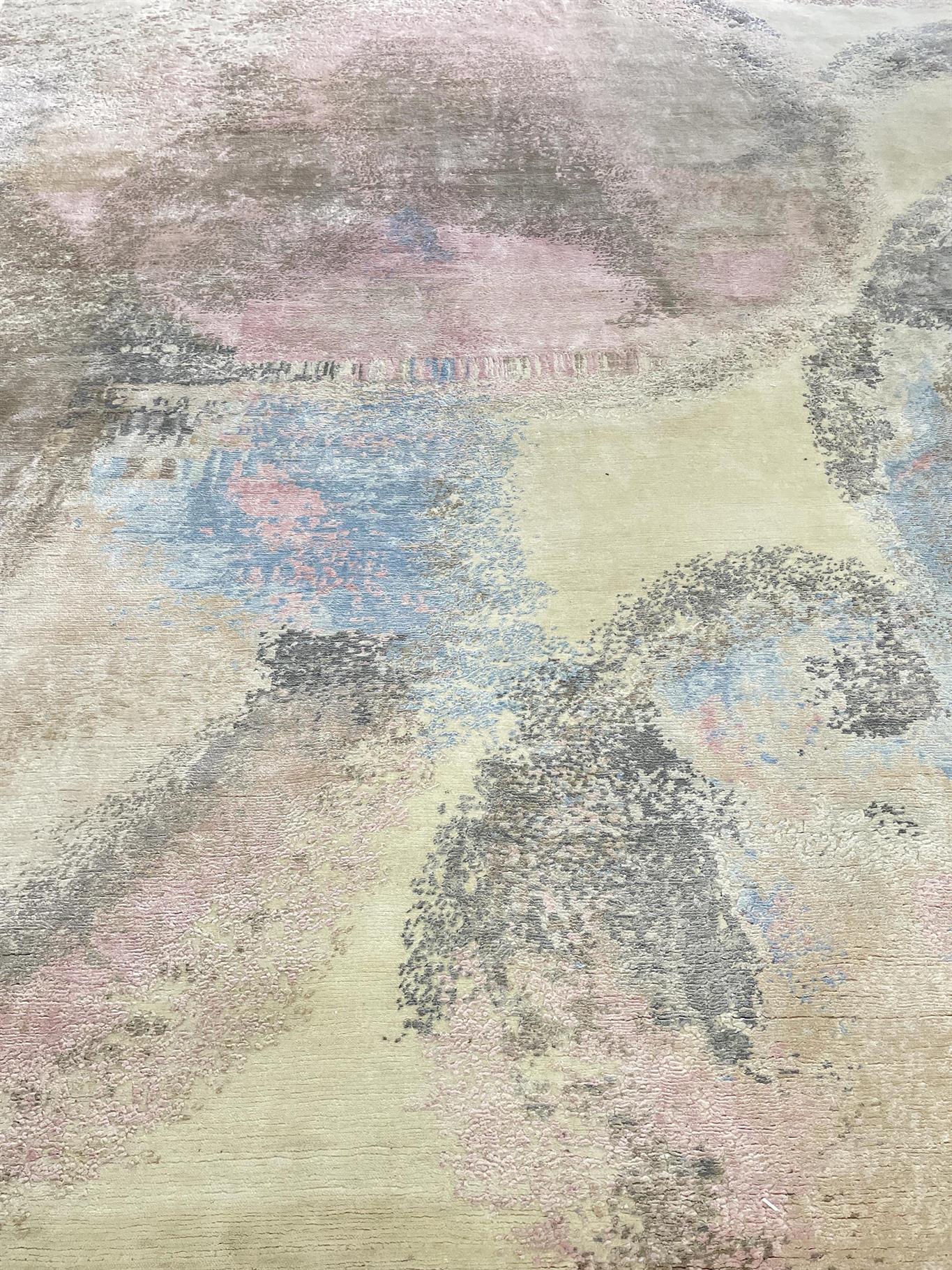 AORug#16154 size. 7' 10" x 9' 09"