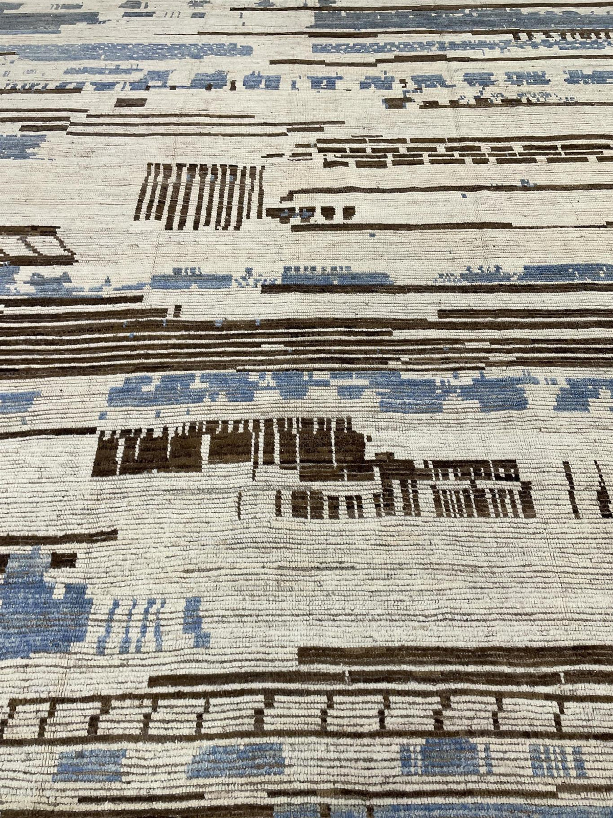 AORug#16458 size. 10' 00" x 12' 06"