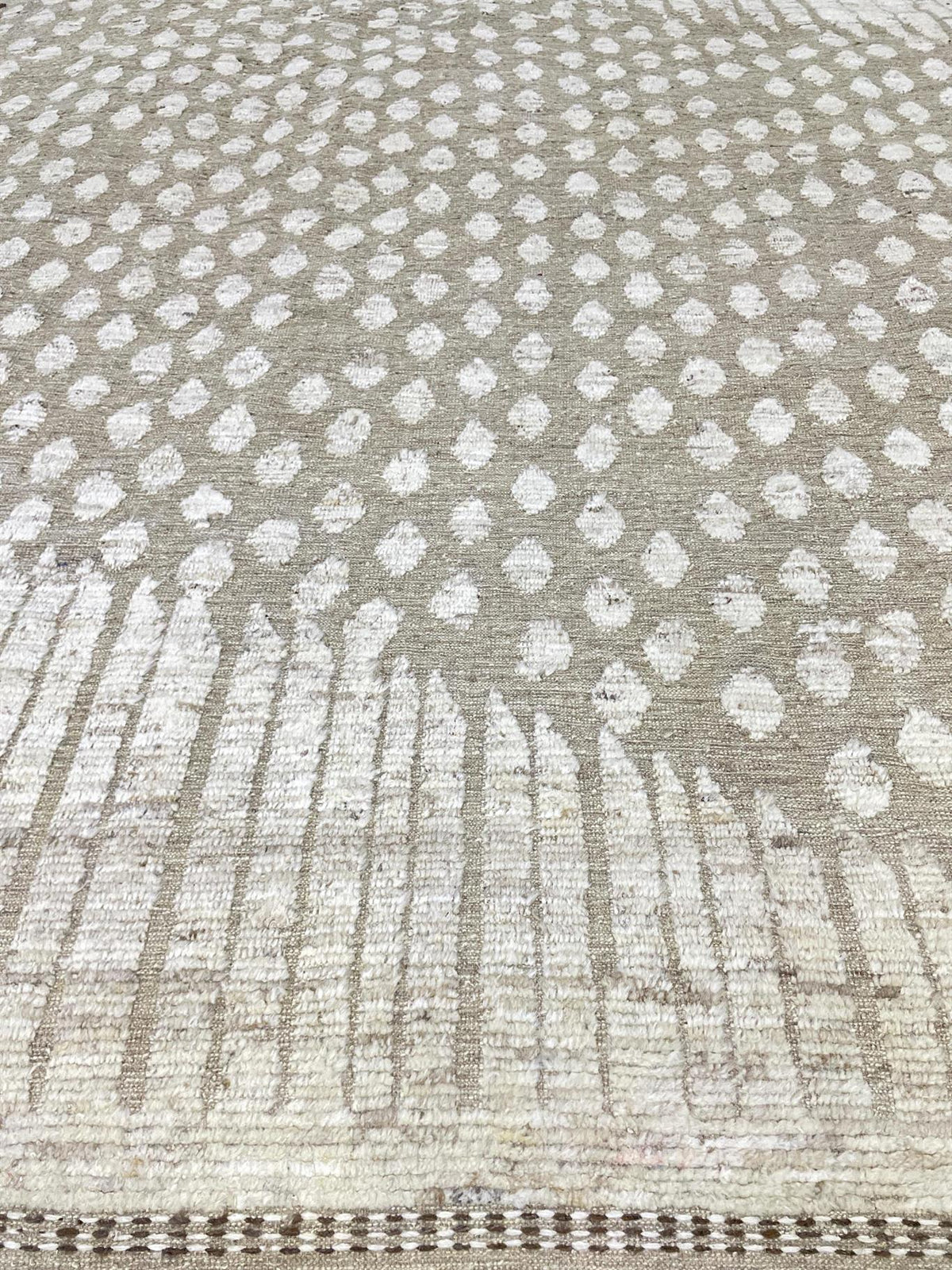 AORug#16153 size. 9'0" X 12'0"