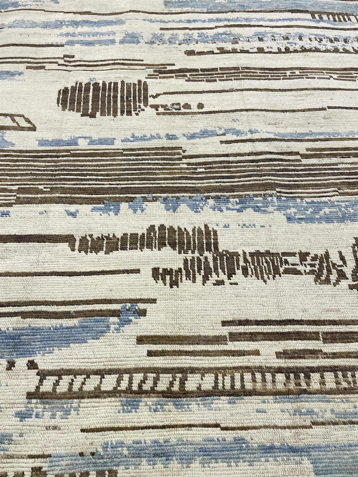 AORug#16405 size. 7' 10" x 9' 06"