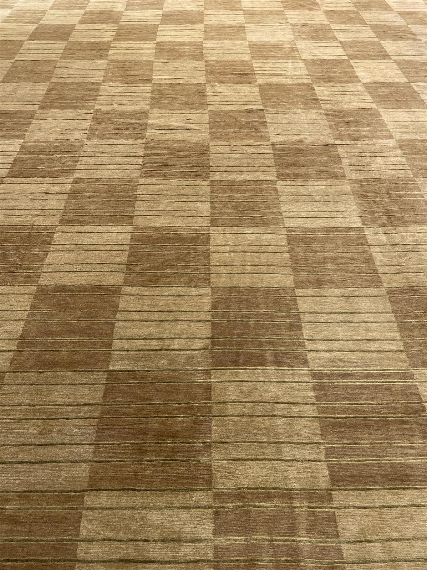 AORug#15977 size. 15' 01" x 17' 09"