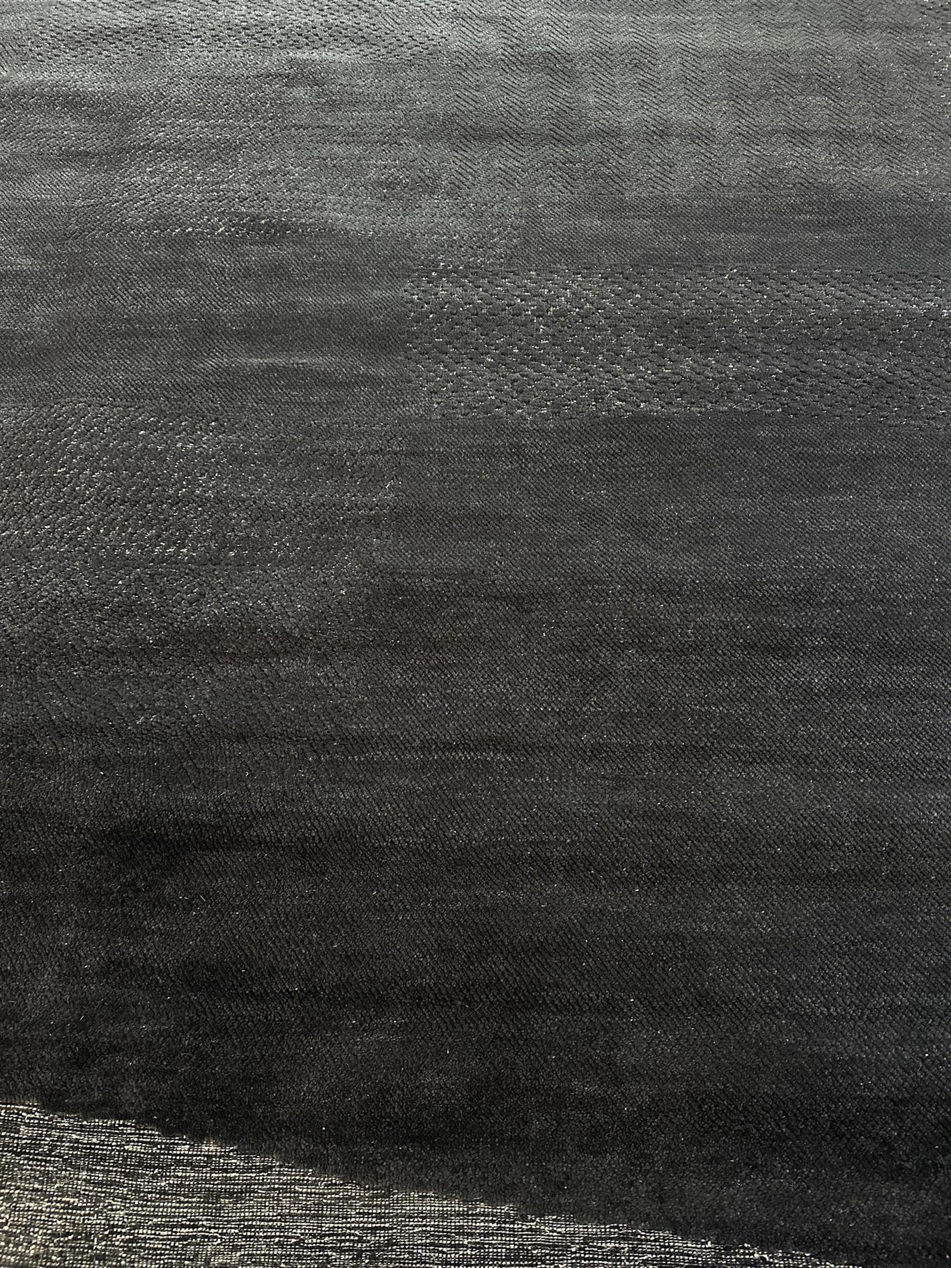 AORug#16438 size. 9'0" X 12'0"