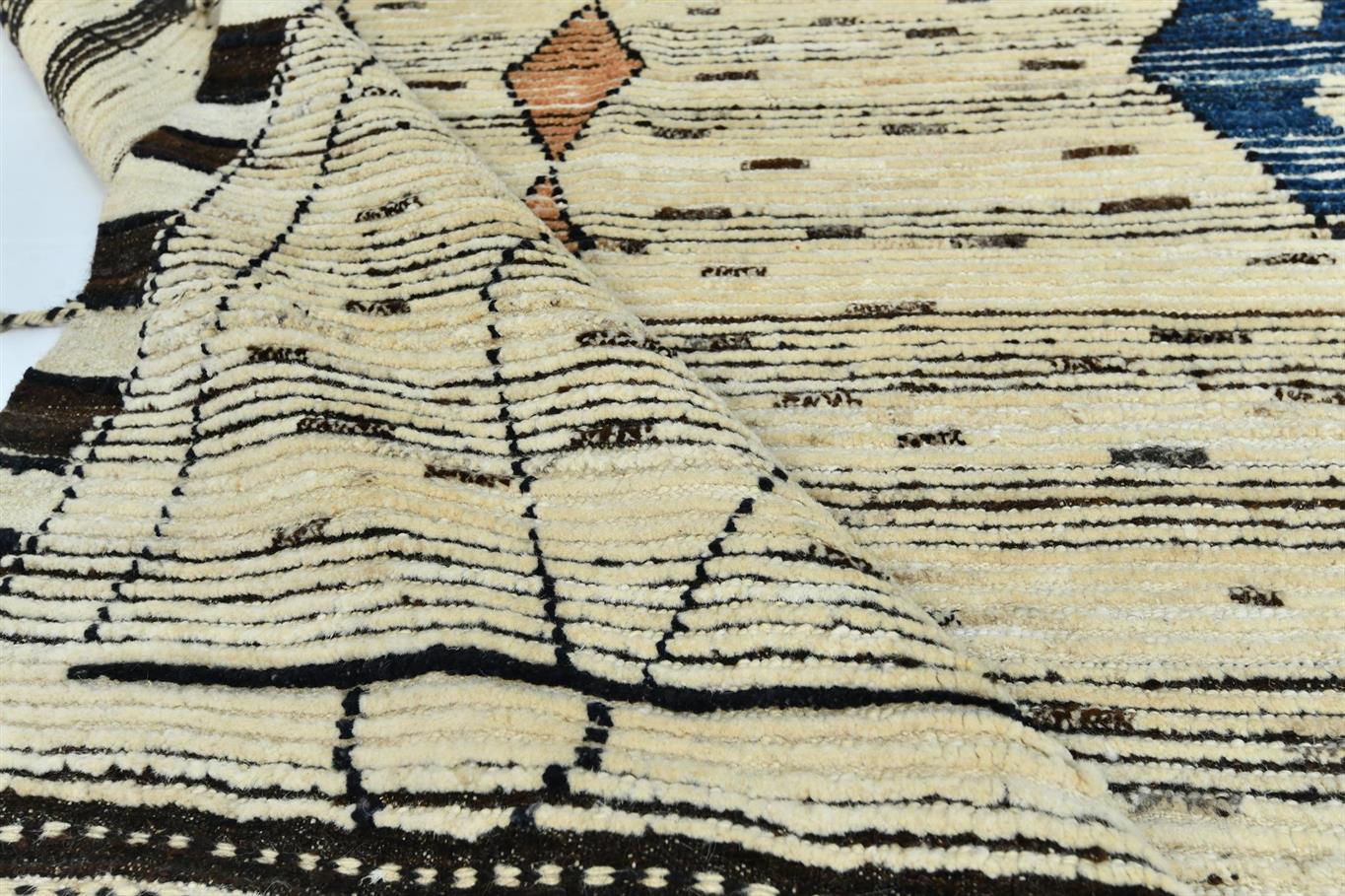 AORug#1333 size.9'0" X 12'0"