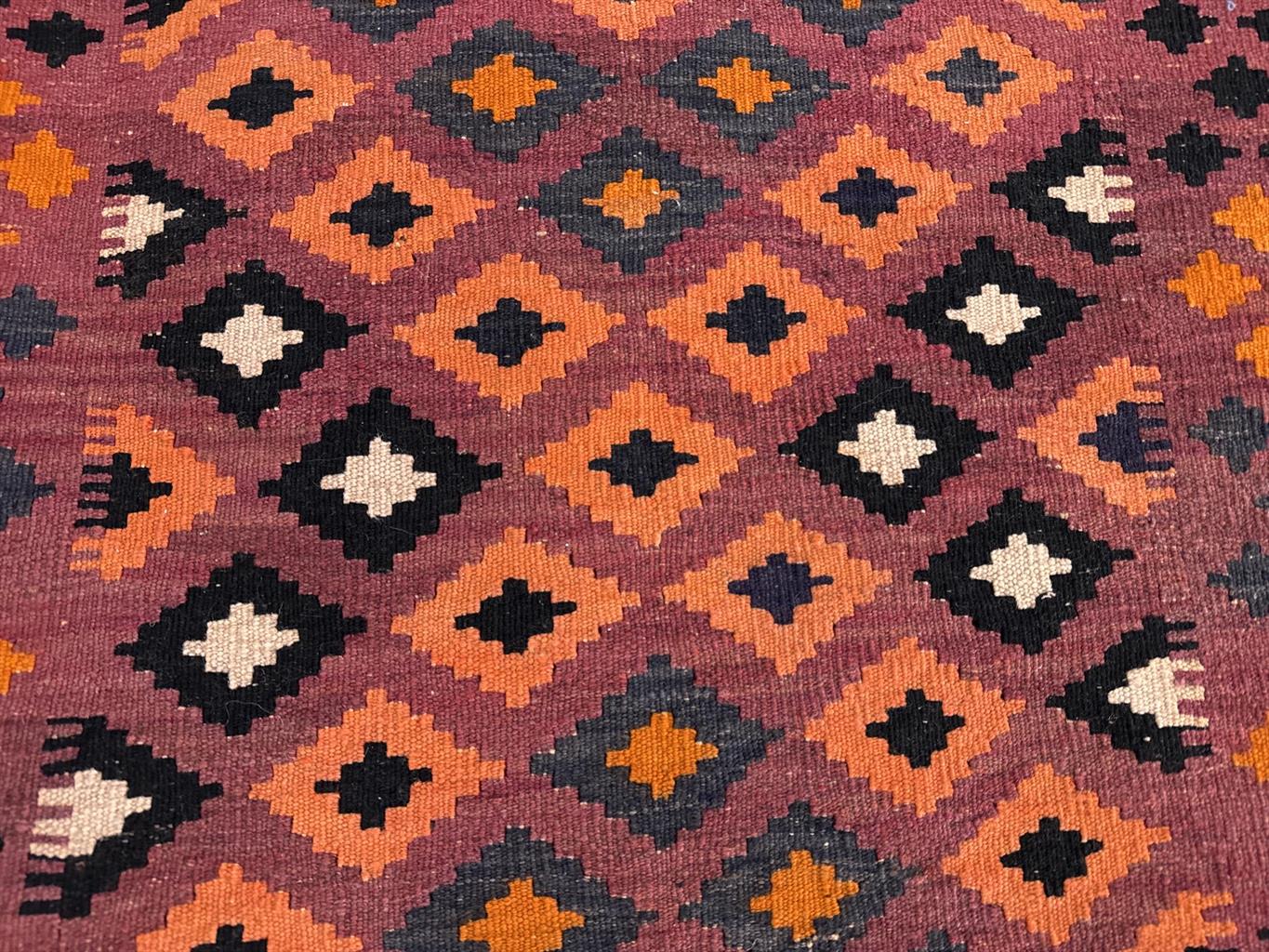 AORug#2264 size. 3' 01" x 6' 02"