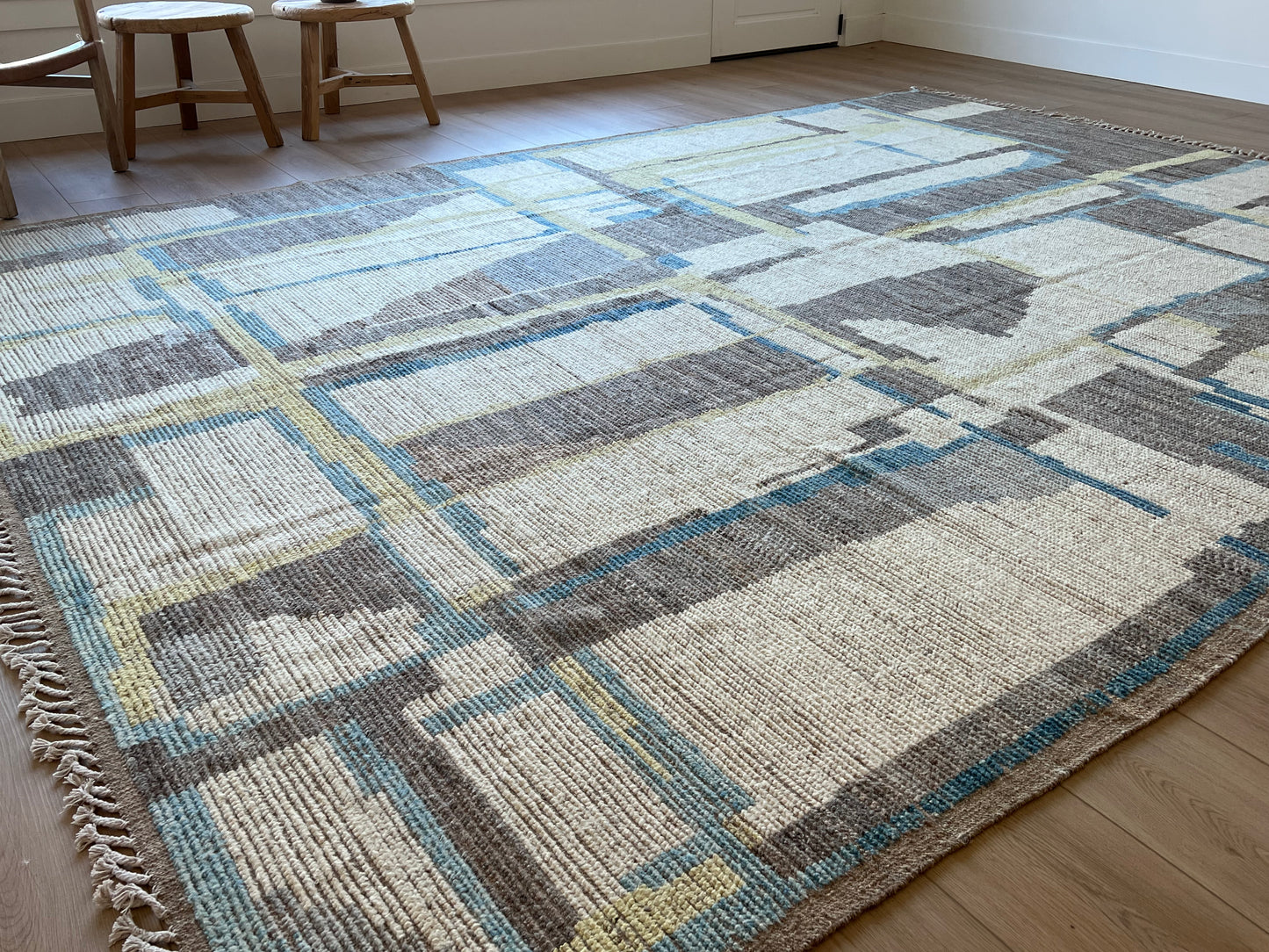 Explore our exquisite collection of handmade rugs, ranging from antique and vintage to modern designs. Each rug is a testament to skilled craftsmanship, offering timeless beauty and elegance. Elevate your space with the warmth and artistry of our handcrafted carpets.