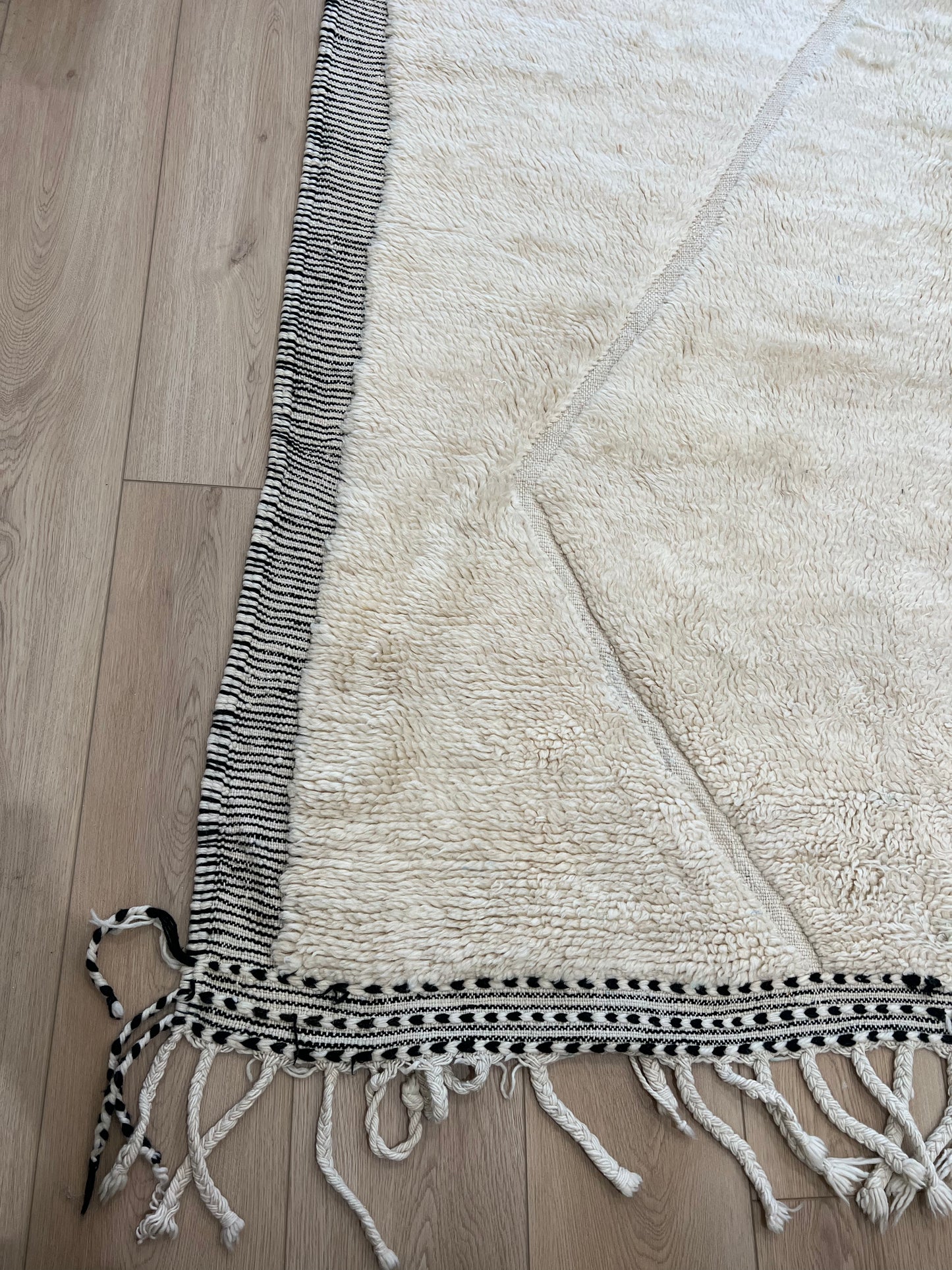 Explore our exquisite collection of handmade rugs, ranging from antique and vintage to modern designs. Each rug is a testament to skilled craftsmanship, offering timeless beauty and elegance. Elevate your space with the warmth and artistry of our handcrafted carpets.