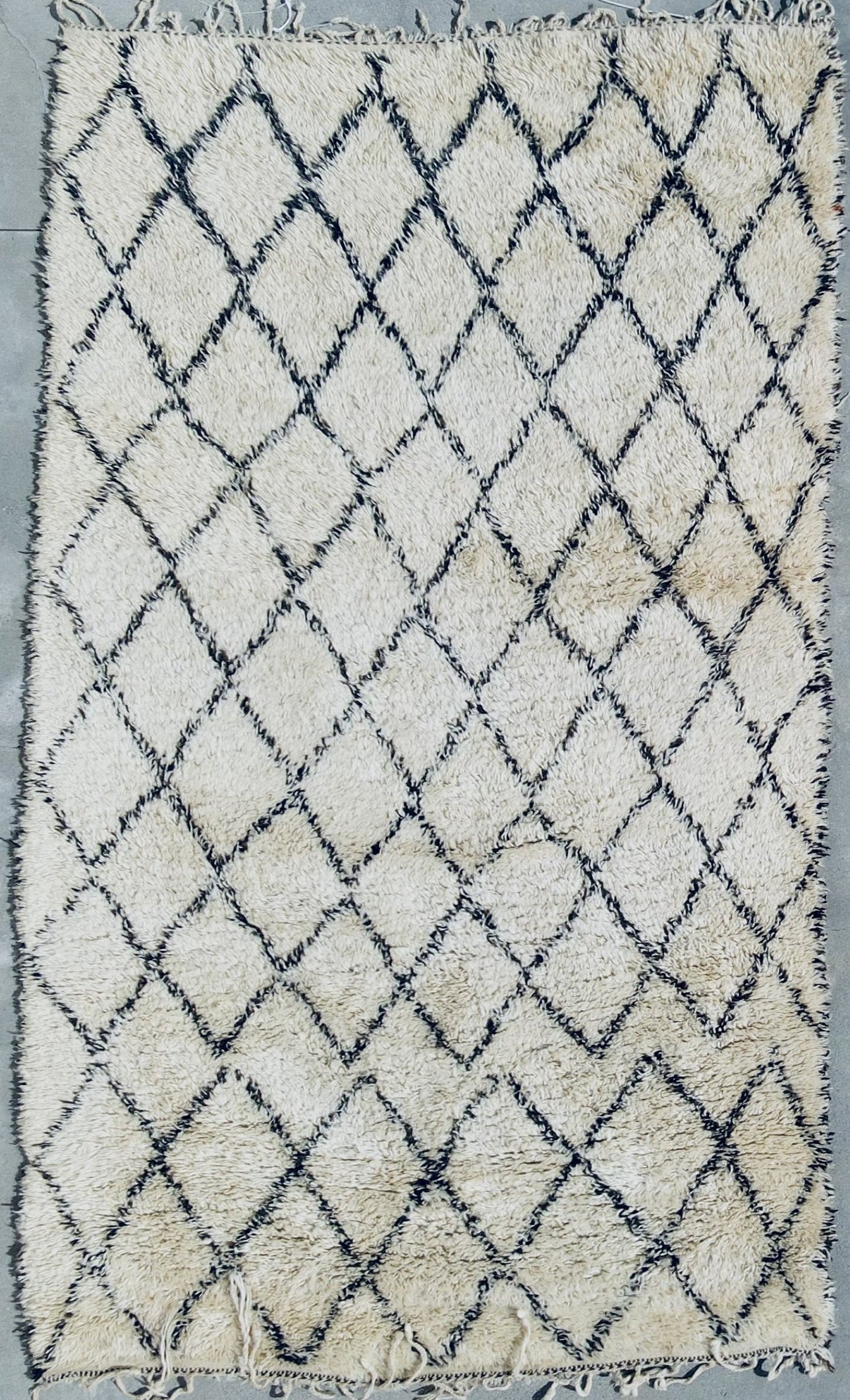 Explore our exquisite collection of handmade rugs, ranging from antique and vintage to modern designs. Each rug is a testament to skilled craftsmanship, offering timeless beauty and elegance. Elevate your space with the warmth and artistry of our handcrafted carpets.