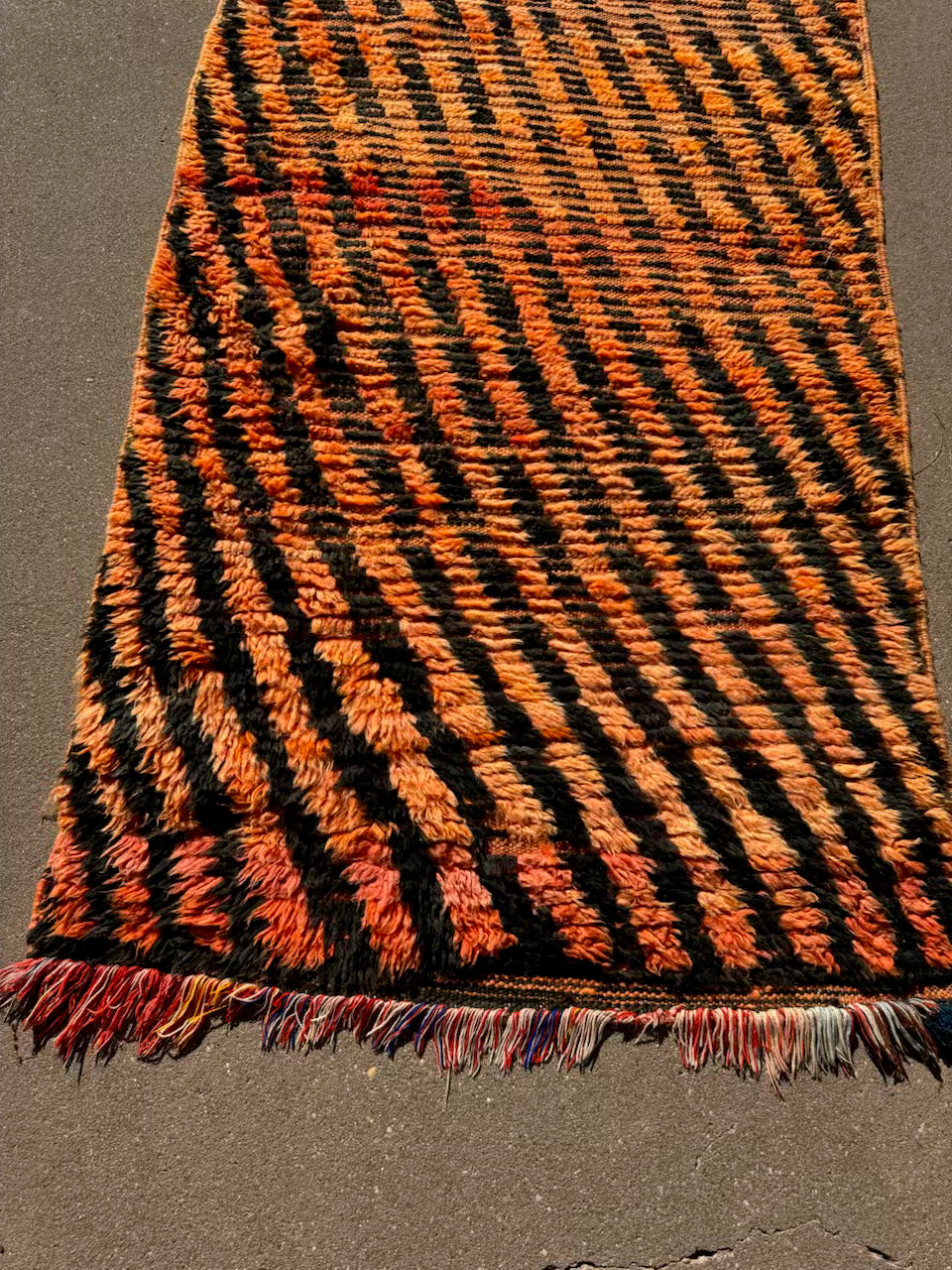 AORug#1801 size.9.5x3