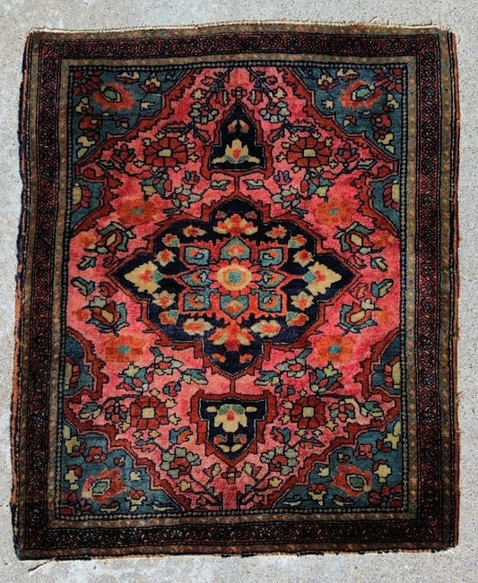 AORug#1256 size.3.5x2.1
