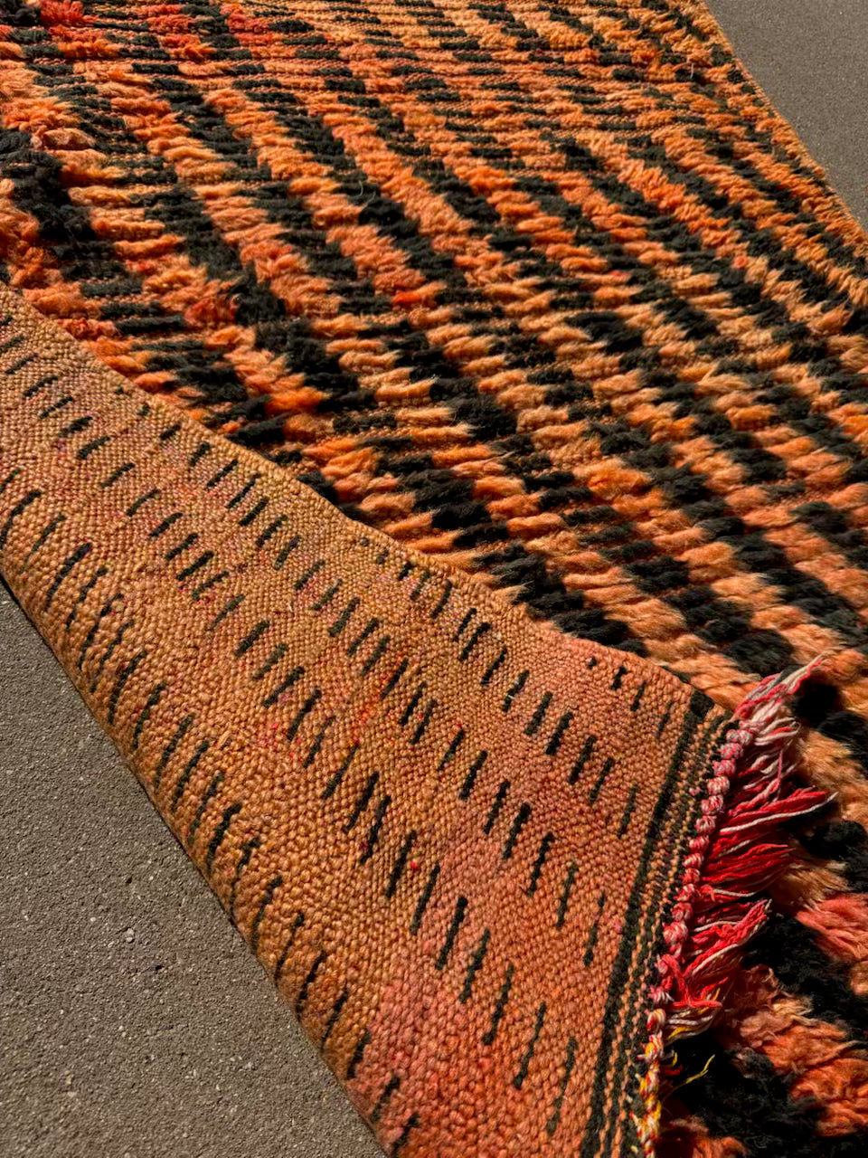 AORug#1801 size.9.5x3