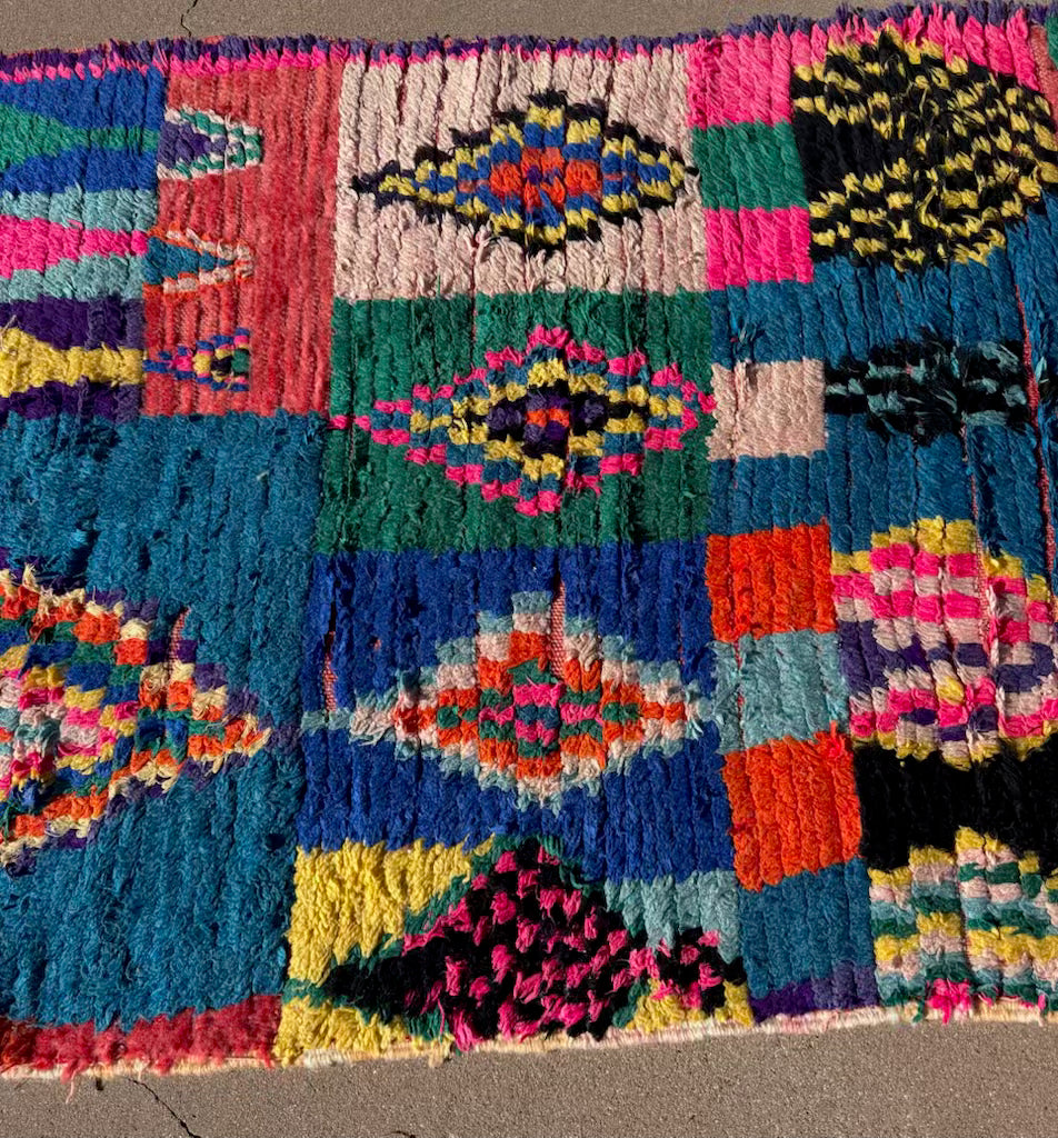 AORug#1808 size.3.4x11.03