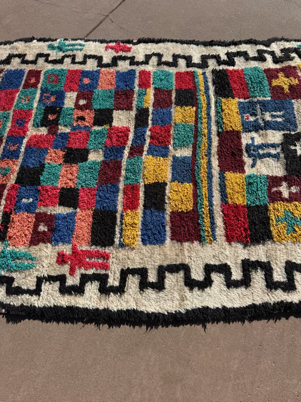 AORug#1812 size.4x10