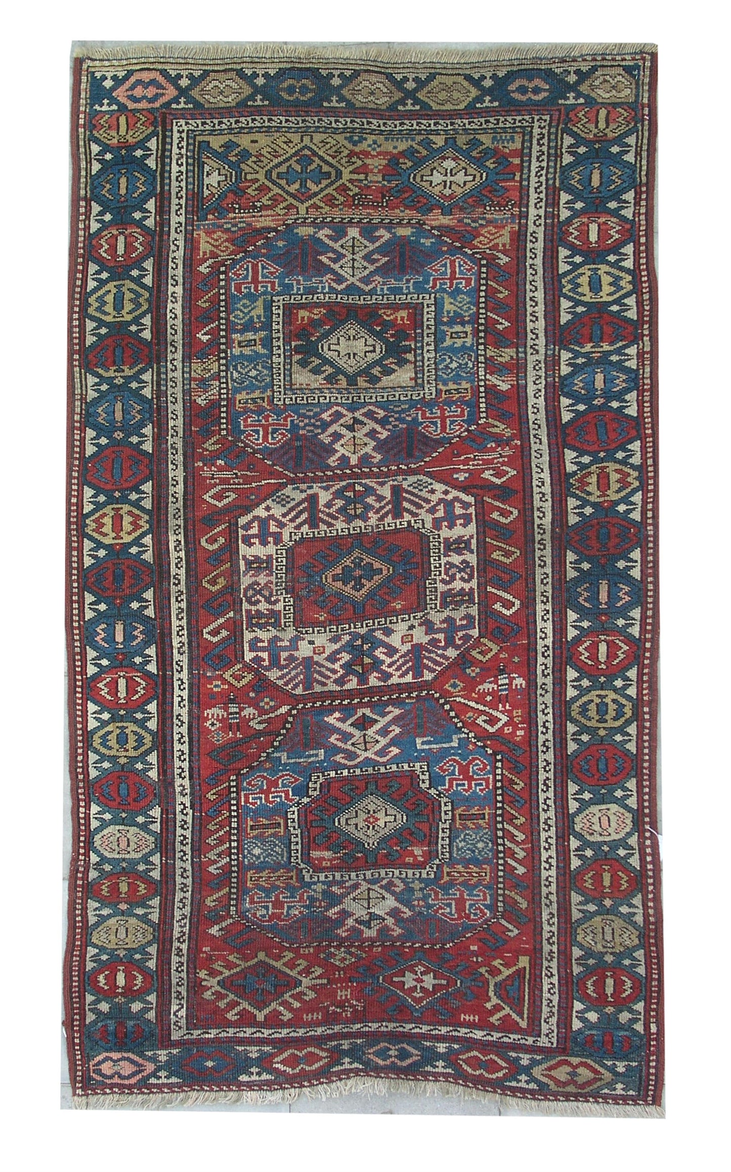 AORug#3296 size. 3' 07" x 6' 01"