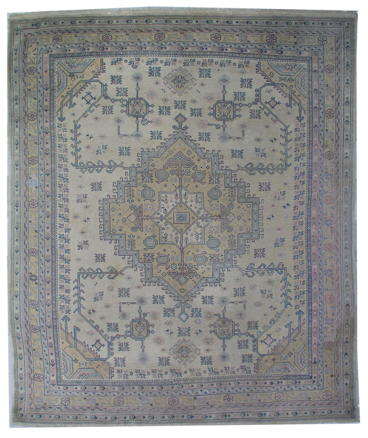 AORug#3237 size. 13' 01" x 11' 00"