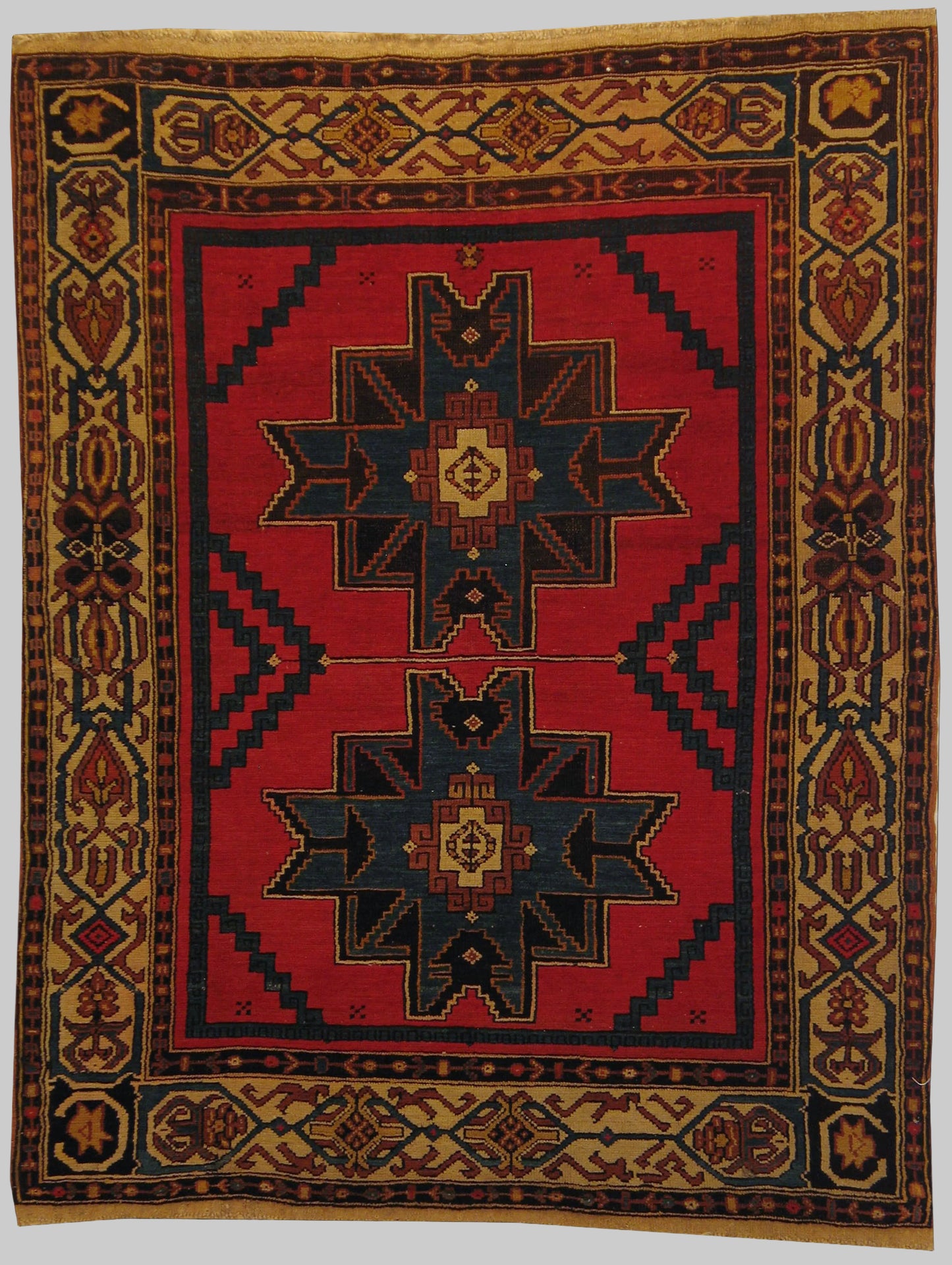 AORug#4071 size. 3' 10" x 5' 00"