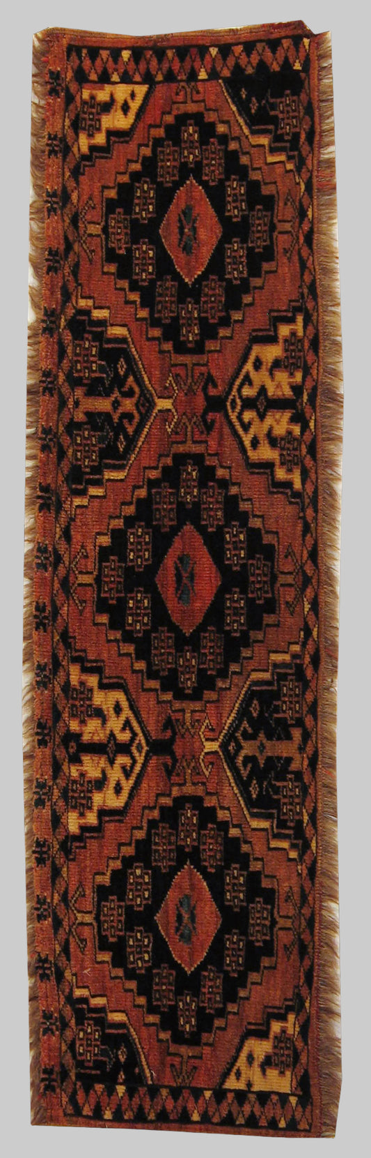 AORug#4097 size. 1' 02" x 4' 03"