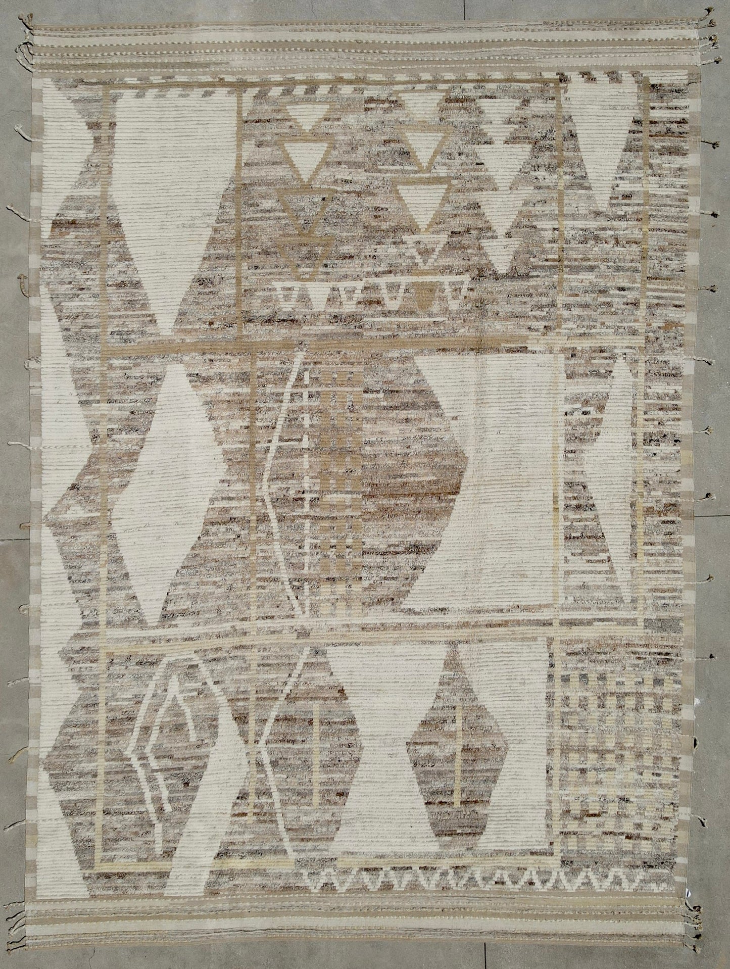 Explore our exquisite collection of handmade rugs, ranging from antique and vintage to modern designs. Each rug is a testament to skilled craftsmanship, offering timeless beauty and elegance. Elevate your space with the warmth and artistry of our handcrafted carpets.