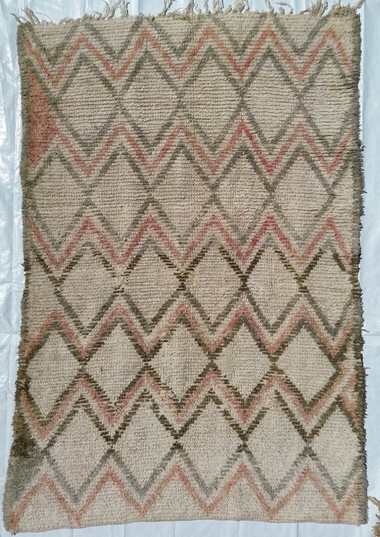 AORug#691 size.