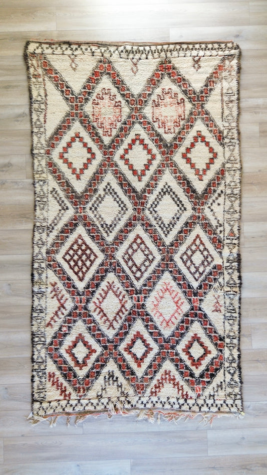 AORug#114 size.6.6x11