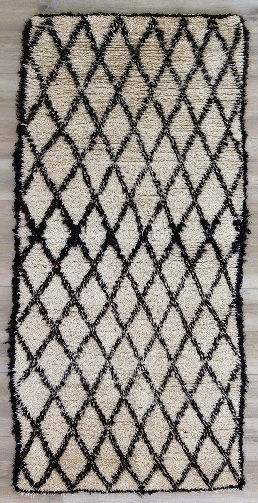 AORug#204 size.4.4x8