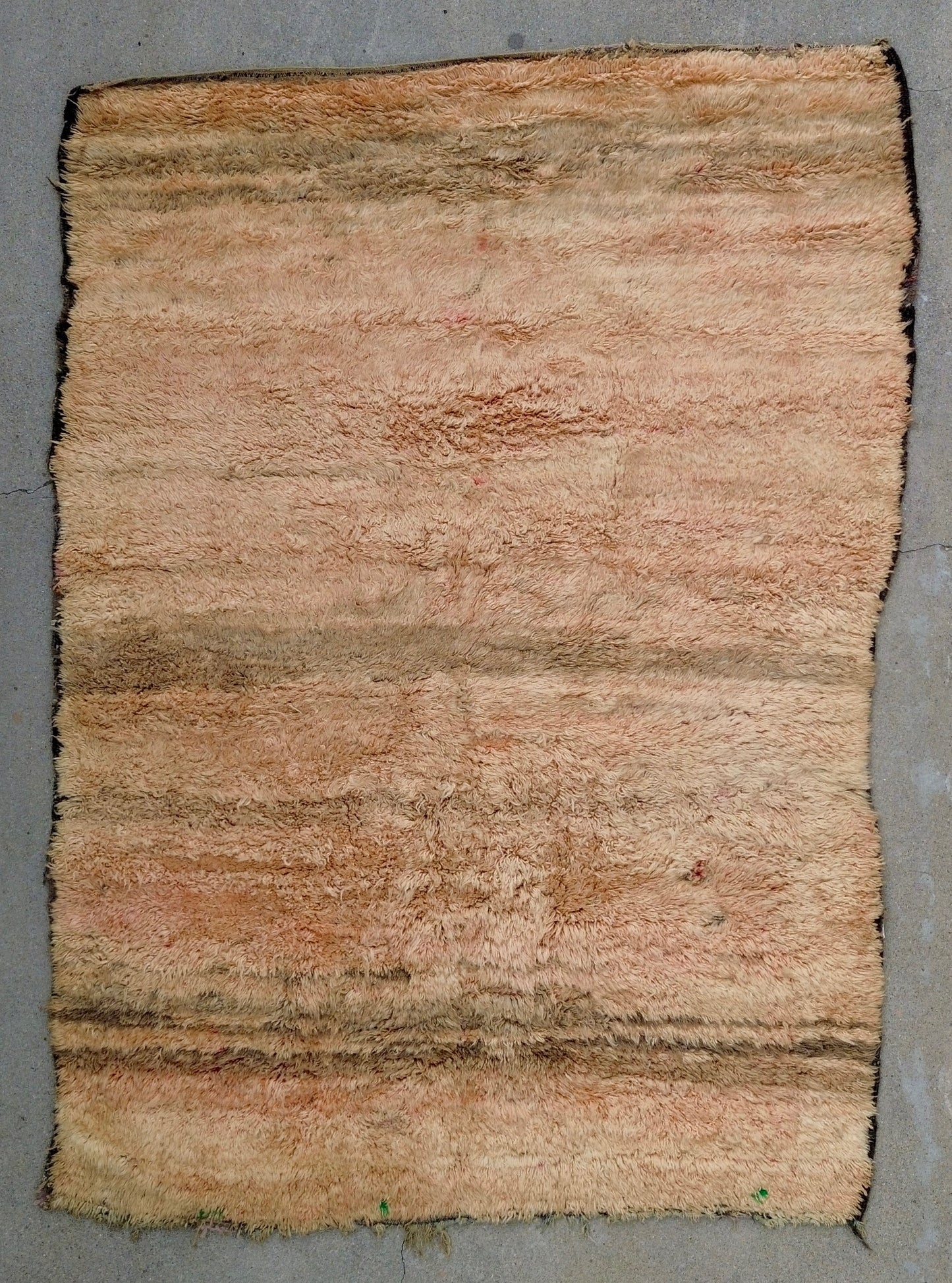 AORug#1833 size.6.5x8.9