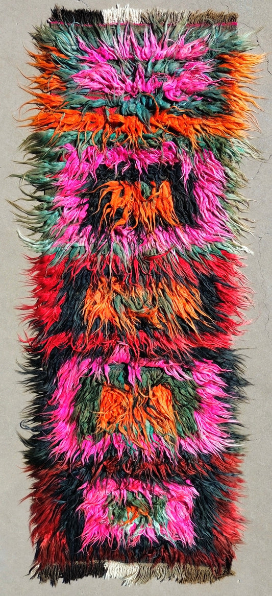 AORug#1025 size. 3.8 x 10