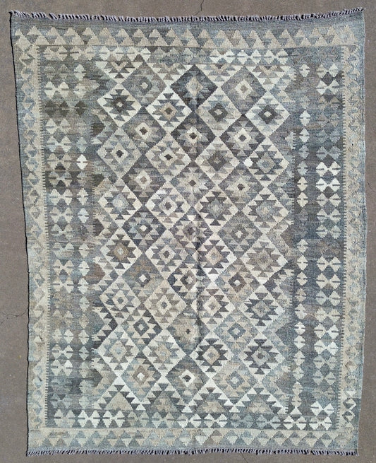 AORug#1068 size.  5x6.7