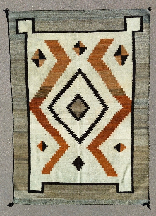 AORug#1189 size. 4 x 5.6