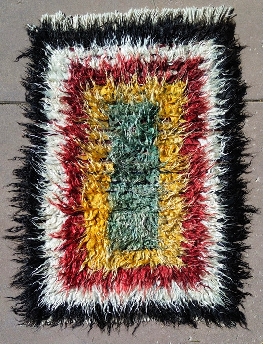 AORug#1283 size. 4.10x3.2