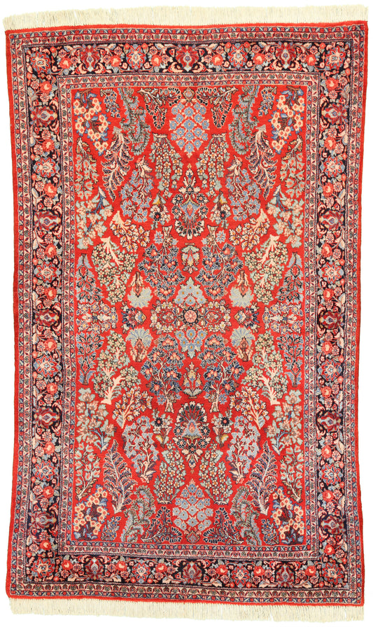 AORug#10598 size. 4' 01" x 6' 09"