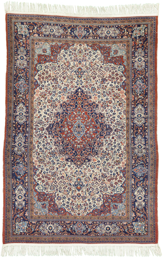 AORug#10508 size. 4' 05" x 6' 08"