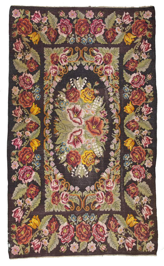 AORug#9513 size. 8' 04" x 14' 03"