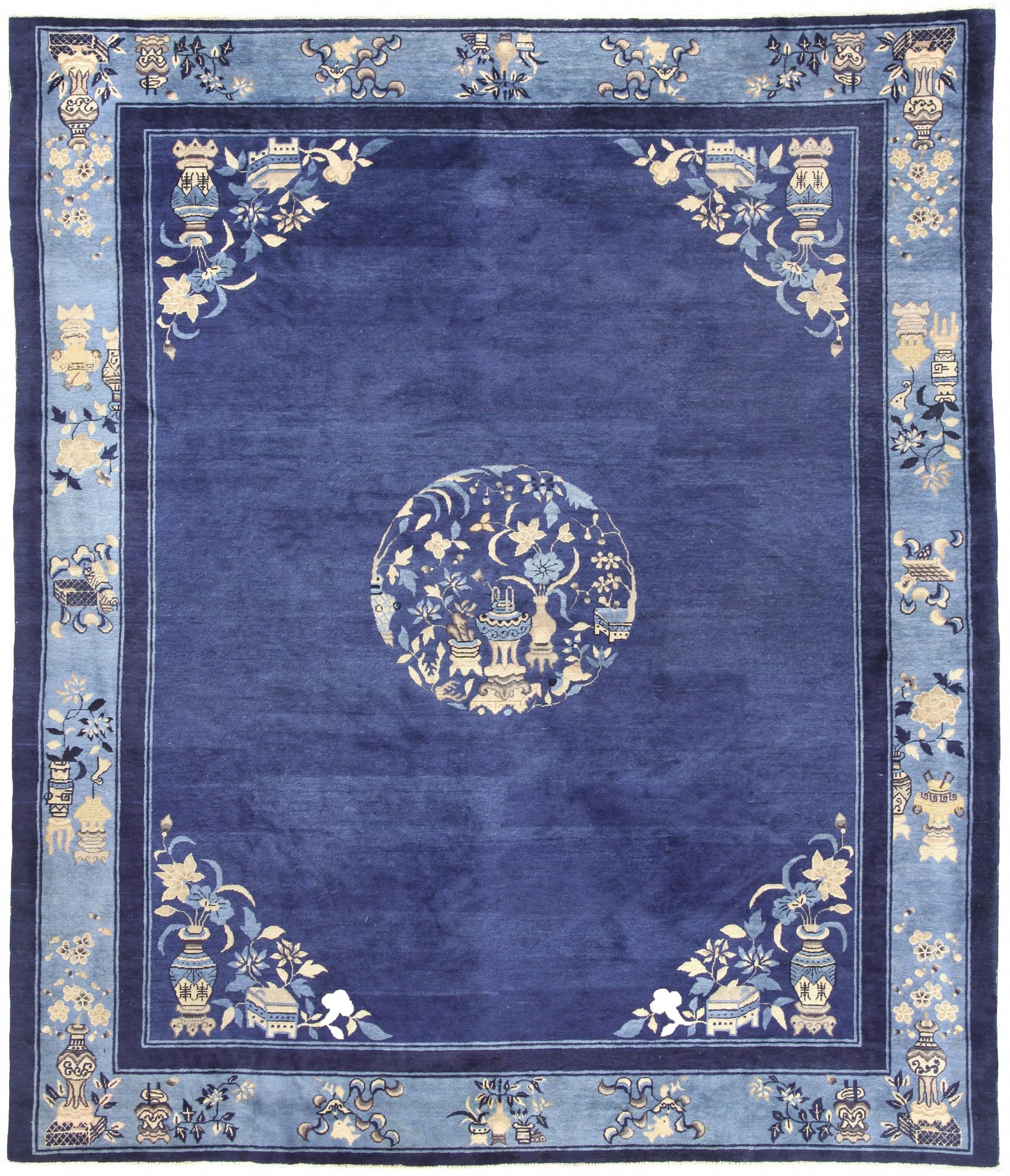 AORug#17568 size. 8' 03" x 9' 06"