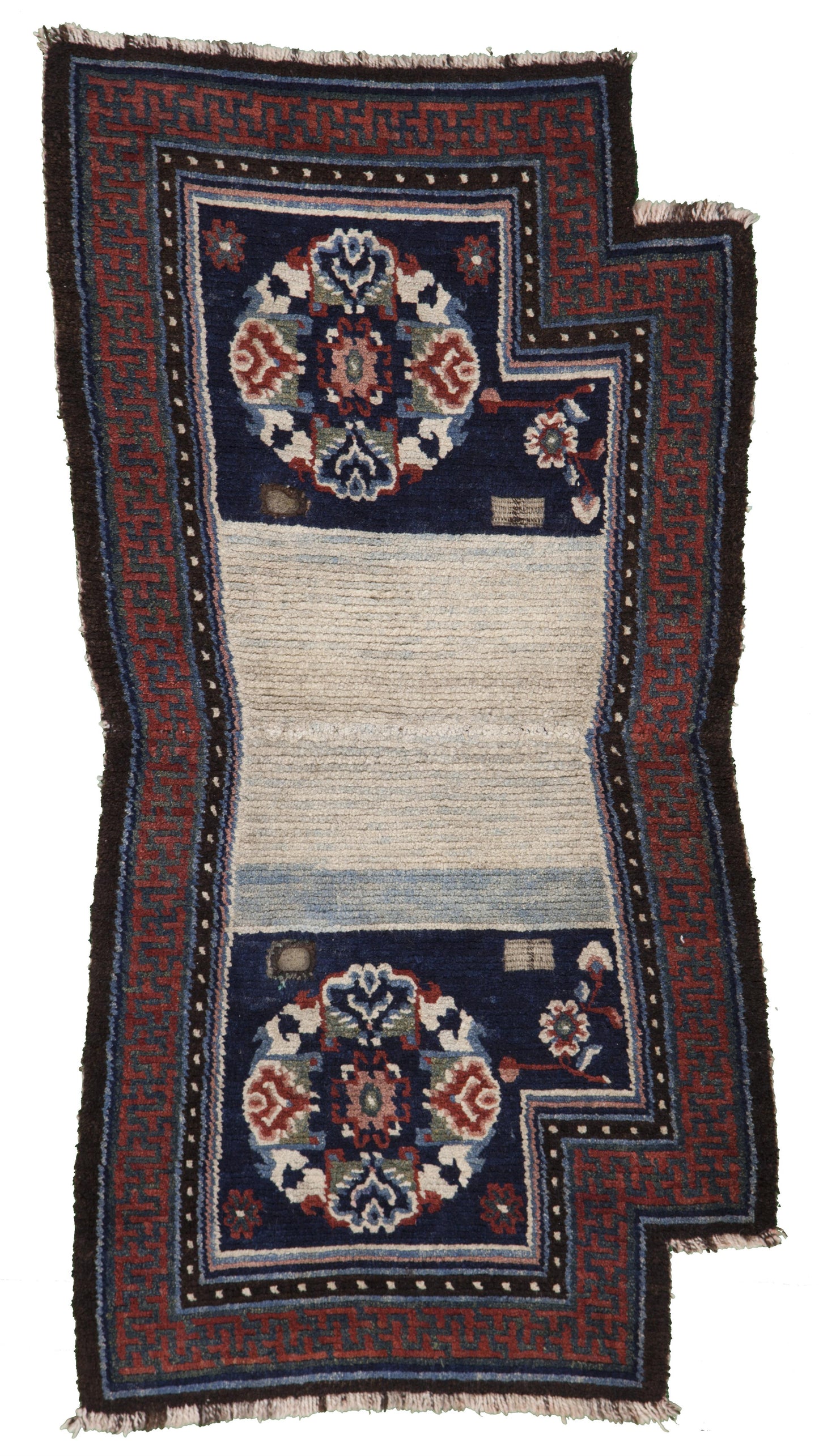 AORug#9515 size. 2' 01" x 3' 11"