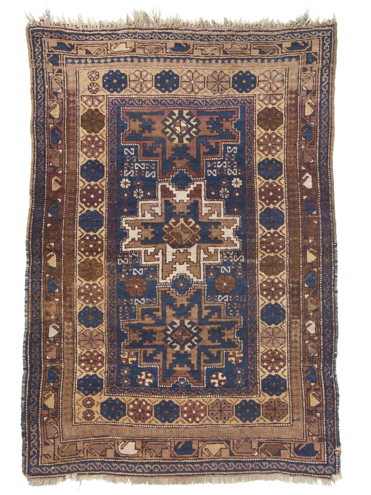 AORug#3889 size. 3' 05" x 5' 00"