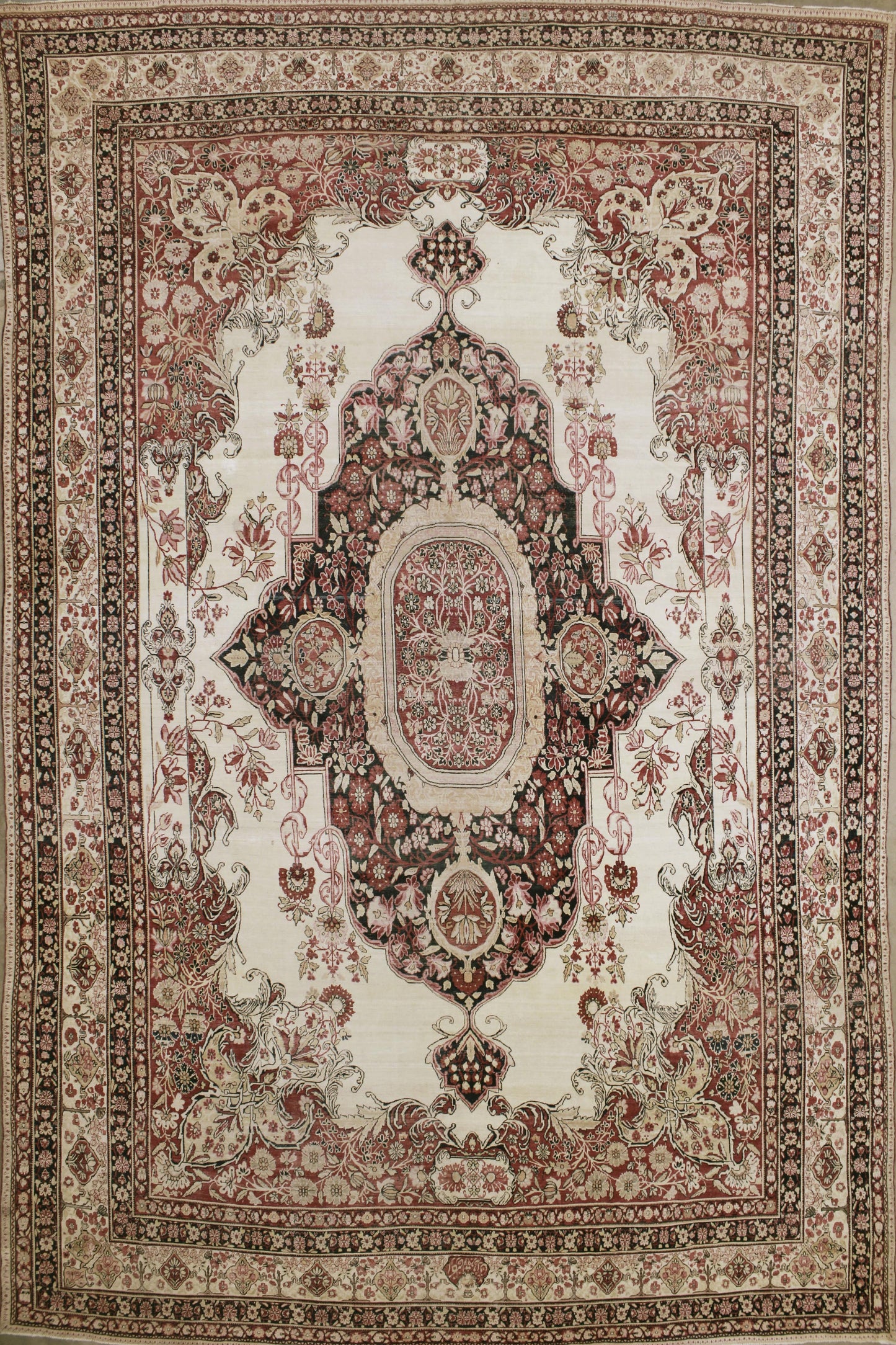 AORug#14324 size. 13' 00" x 20' 03"