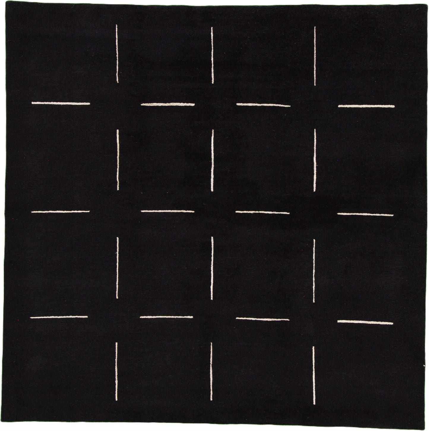 AORug#15502 size. 6' 07" x 6' 09"