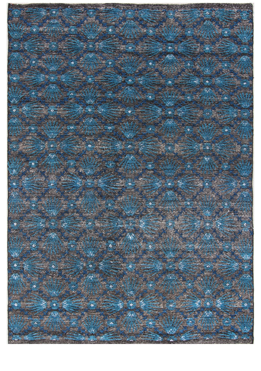 AORug#13815 size. 5' 08" x 7' 11"
