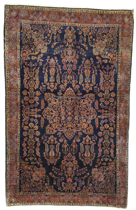 AORug#9176 size. 4' 04" x 7' 00"