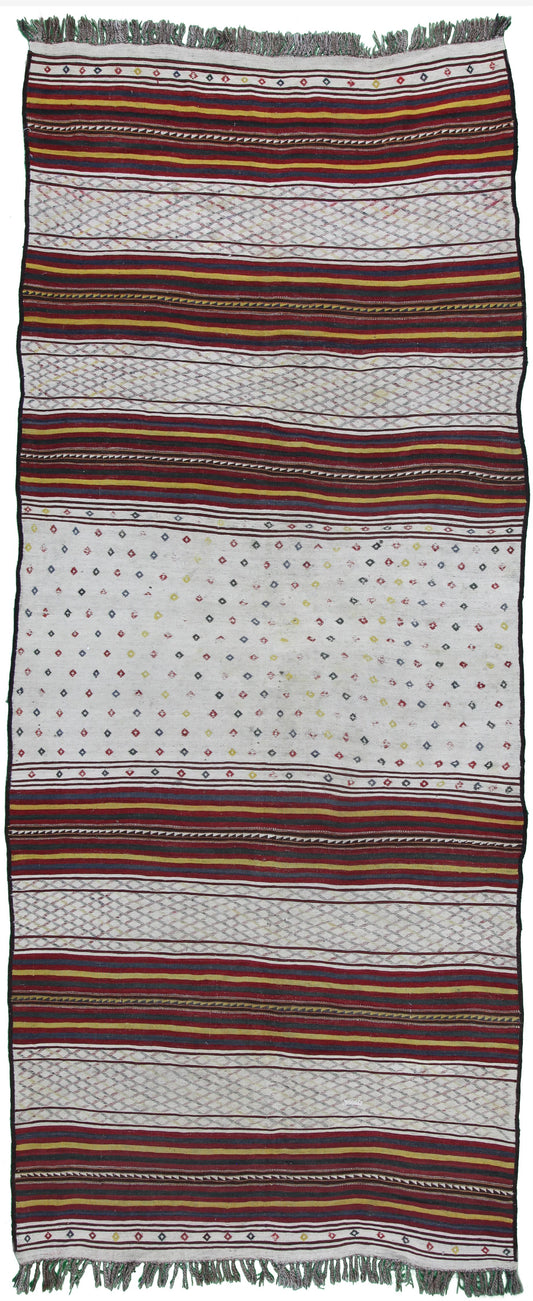 AORug#5102 size. 5' 00" x 12' 07"