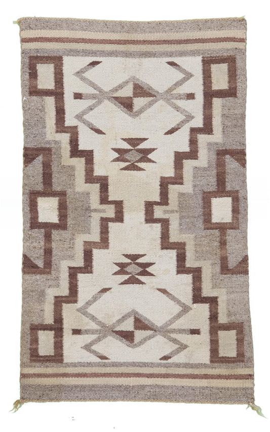 AORug#9120 size. 2' 04" x 3' 04"