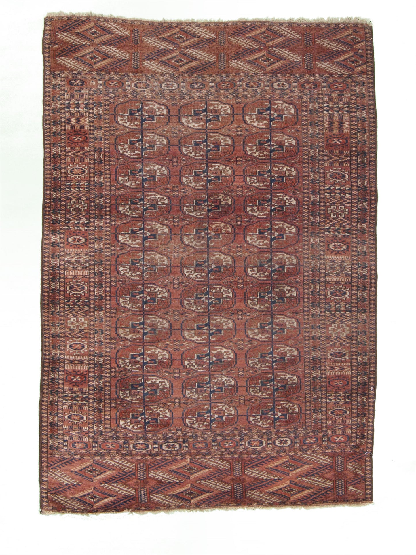 AORug#3883 size. 3' 04" x 4' 11"