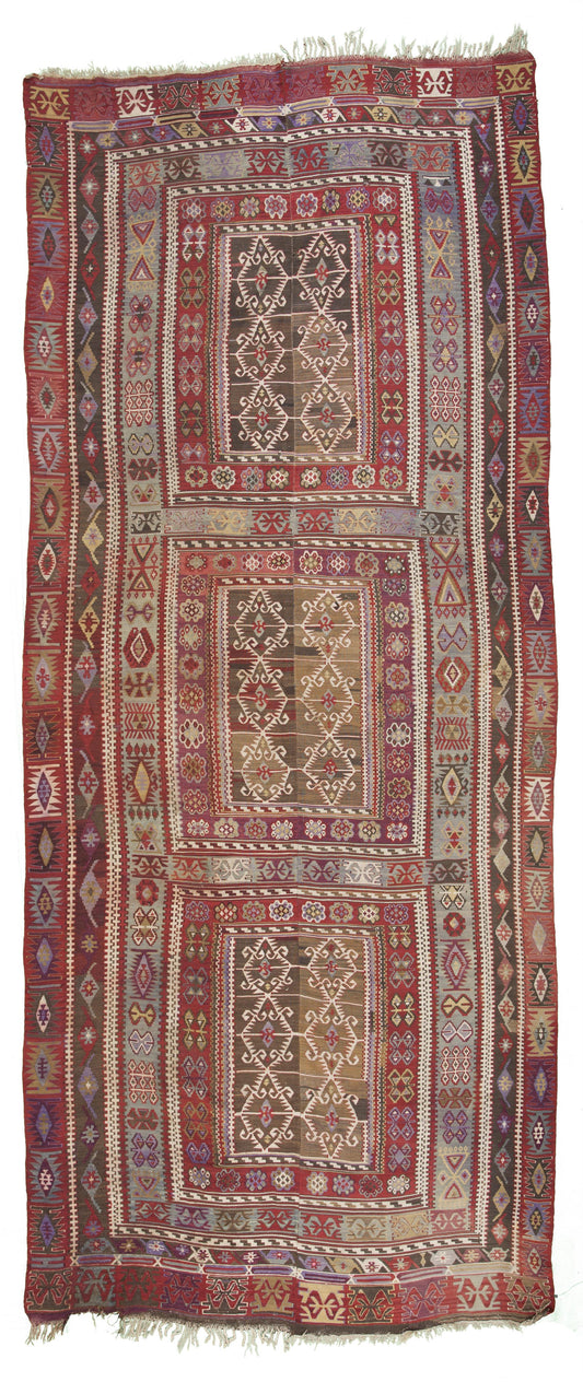 AORug#9429 size. 6' 01" x 14' 07"
