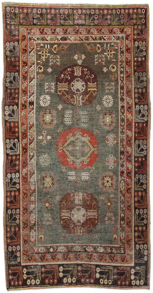 AORug#18724 size. 4' 08" x 9' 04"