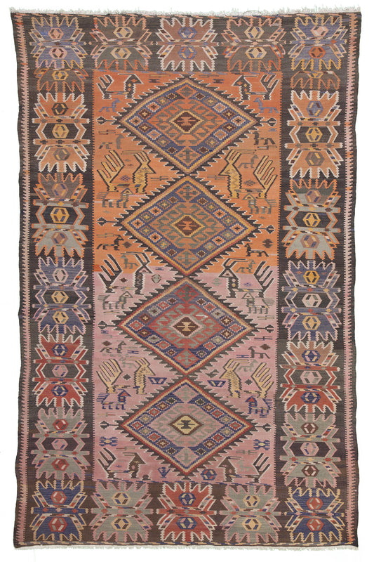 AORug#2529 size. 5' 05" x 11' 08"