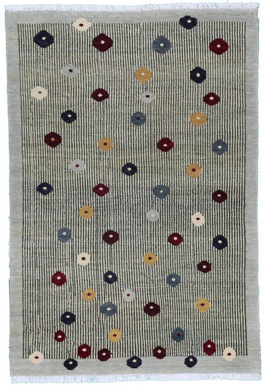 AORug#1377 size. 4' 01" x 6' 00"