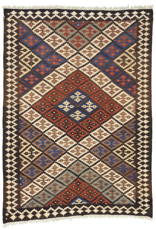 AORug#2540 size. 4' 08" x 6' 05"