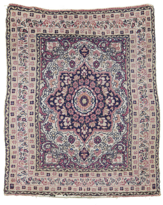 AORug#9101 size. 2' 00" x 2' 06"