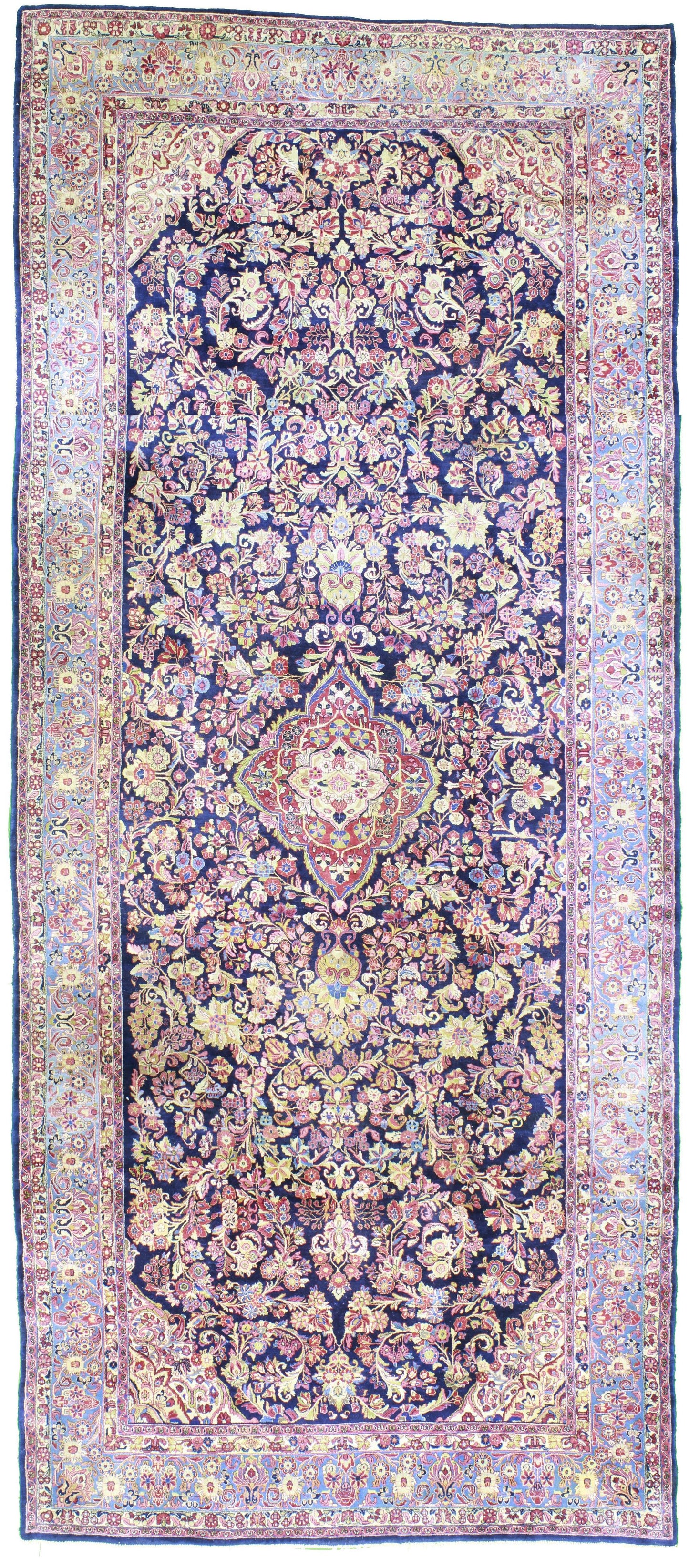 AORug#12264 size. 8' 11" x 20' 07"