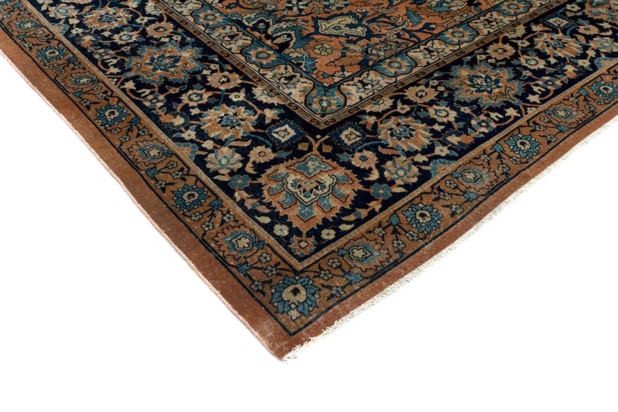 AORug#14689 size. 8' 10" x 18' 10"